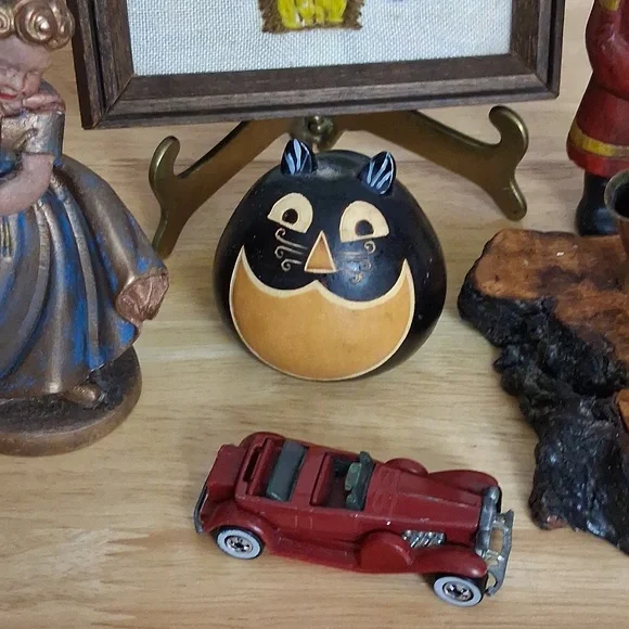 Vintage Lot Decor Items - Picture 2 of 8